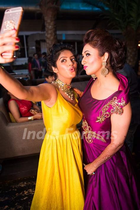 Selfie Is Must Deepika Singh And Divyanka Tripathi At Divyanka Vivek S Happily Ever After
