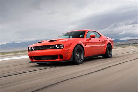 However, the hugely powerful suv is only scheduled for a single year of. 2021 Dodge Challenger SRT Hellcat Review | (Pricing, Specs ...
