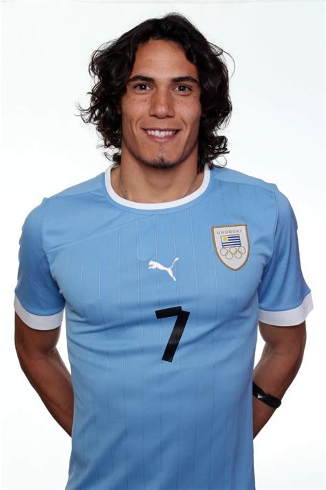 Edinson cavani wife edinson cavani wife maria soledad cabris yarrús| football players hottest wife & girlfriend : Napoli foreward Edinson Cavani COULD join Lampard at ...