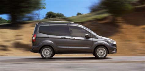 Sifir Ford Tourneo Courier 2022 Model Yeni Araba Modelleri