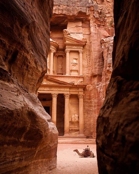 Petra Historical Place In Jordan One Of 7 Wonders Of The World Found
