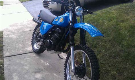 Owners handbook, keyless ignition, full tinklers motorcycles service history. 1976 Yamaha IT 400 Motorcycle for sale on 2040-motos