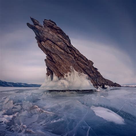 Breathtaking Photos Of Frozen Lake Baikal In Siberia Russia 23 Pics
