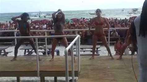 Booty Shaking Contest Fort Myers Beach Spring Break 2014 Part1 YouTube
