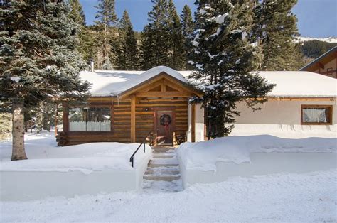 Deluxe cabin camping provides a way for you to enjoy the great outdoors with the comfort of home at your disposal. Denton Cabin UPDATED 2020: 3 Bedroom Cabin in Taos Ski ...