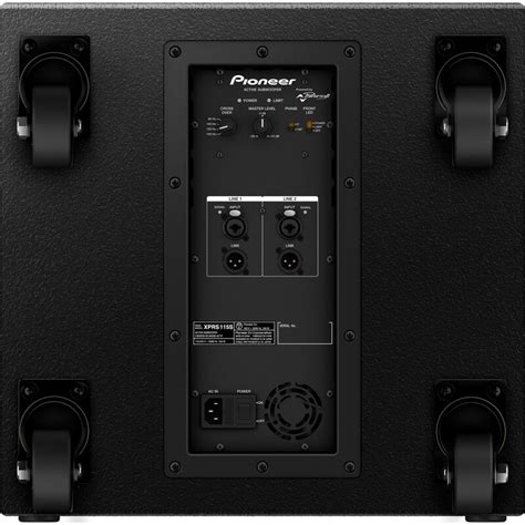 Ventilation holes beneath the outer layer and the window sealed between layers. Pioneer DJ XPRS 115S - PA LAUTSPRECHER AKTIV - DJ-Technik.de