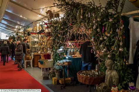 Planning a christmassy short break? Weihnachtsmarkt at Stuttgart, Germany | Stuttgart ...