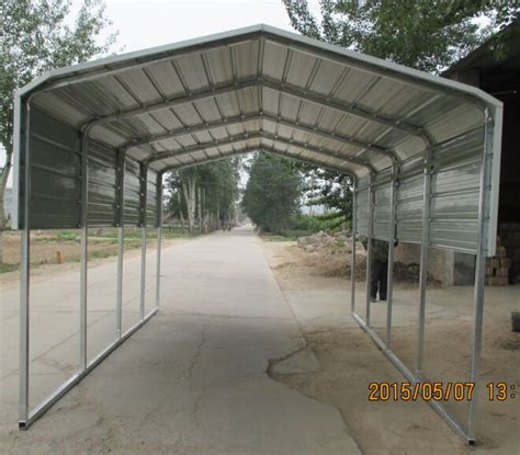 Absolute steel carport kits are right at home in most every environment and we have a style and size that will fit your budget. 3.3x6m Metal Carport Size:6m(L)x3.3m(W) Model No.:NZ-CH633 ...