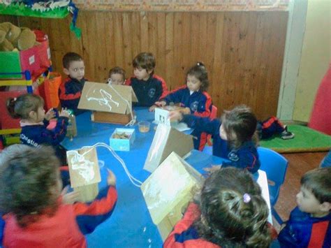 A esta edad entra en juego la abstracción, y además, pueden expresar una opinión personal y destaca la relación con otros niños y niñas de su misma edad de cinco años. Colegio Hans Christian Andersen - Maternal 2 años ...
