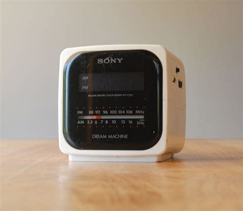 Vintage Sony Dream Machine Cube Amfm Alarm Clock White 3600 Via