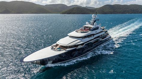 Top Luxury Yachts For Sale At The Fort Lauderdale International Boat