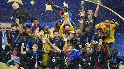 France Lift Second World Cup After Winning Classic Final