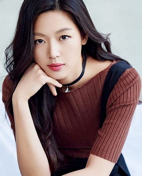 Top 10 Highest Paid Korean Actors And Actresses Korean