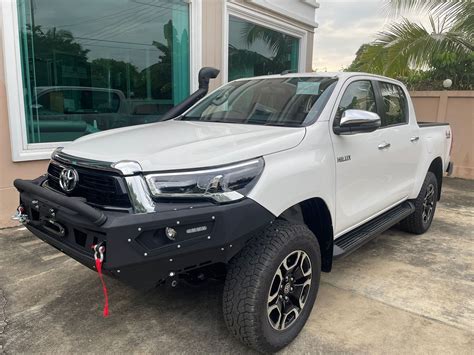 2022 Toyota Hilux Revo Double Cab 24 Mt 4wd Pickup With Offroad