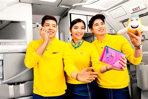 Article 2 'definitions' defines 'cabin crew member' as follows: Cebu Pacific Launches New Cabin Crew Uniforms | Blogs ...