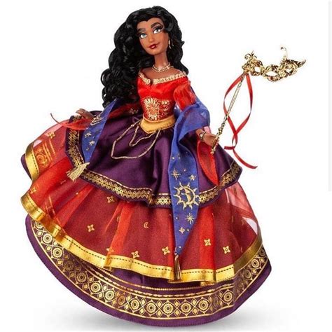 First Pictures Of New Disney Designer Midnight Masquerade Dolls