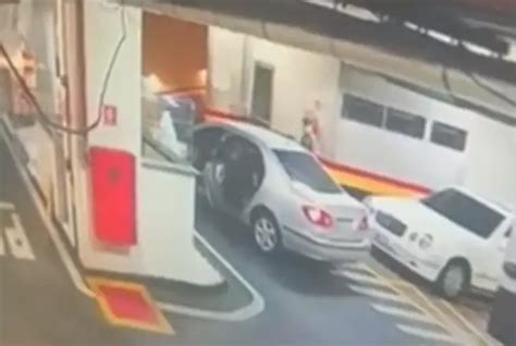 Thieves Steal Cars Worth More Than R 1 Million In Hotel Time News