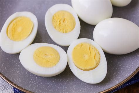 The technique described below is a basic template, but there are variables. How to Boil the Perfect Egg - Step by Step (+VIDEO) | Lil ...