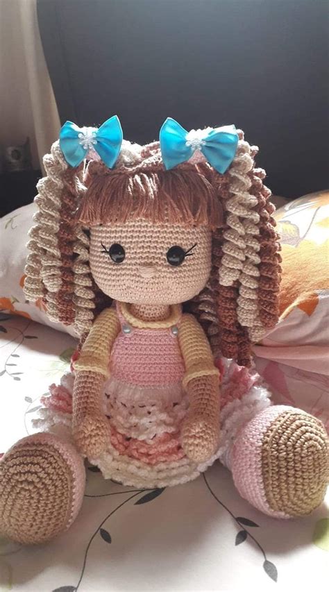 Pin By Rosileia Rocha On Bonecos Crochet Doll Pattern Crochet Dolls