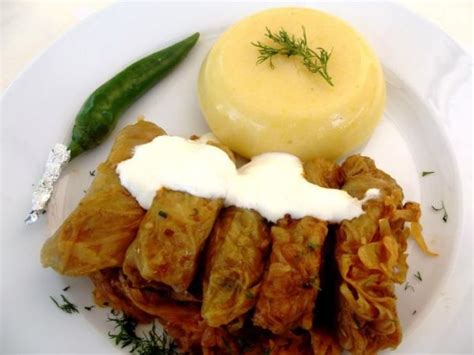 25 Amazing Traditional Romanian Foods You Must Try