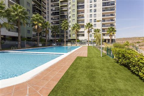 Carlos cara huevo is on facebook. Cómo decorar el interior de tu casa con césped artificial ...