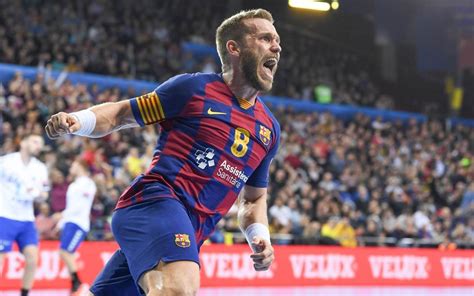 El Barça Retirarà La Samarreta Amb El ‘8’ De Víctor Tomàs