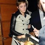 Emma Watson Asked To Sign Her Own Upskirt Pic Onlyfans Leaked Nudes