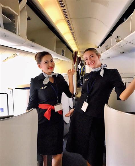 This air asia cabin crew announcement has been enhanced to lukeairtool. 【France】 Air France cabin crew / エールフランス 客室乗務員 【フランス ...
