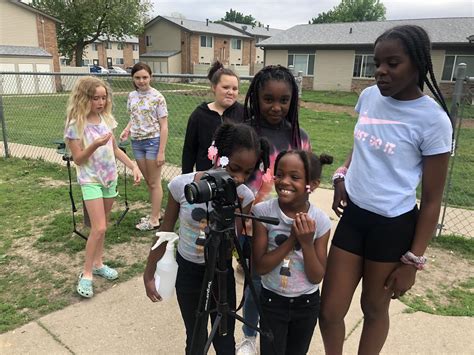 YMCA Youth Outreach - YMCA of the Iowa Mississippi Valley