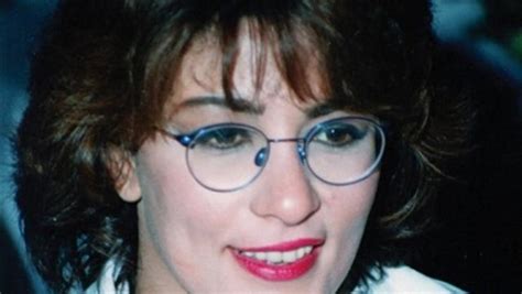 سماح أنور التي تحـ ـتفل في الثاني والعشرين من شهر أبريل بعيد ميلادها. أجرت 42 عملية تجميل وجلست 11 عام على كرسي متحرك.. حكاية ...