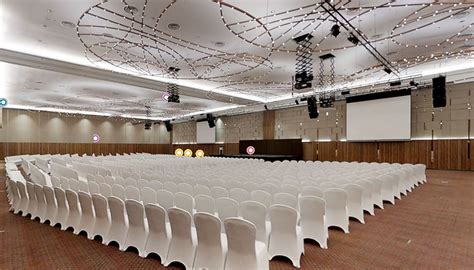 Ballroom conference hall event space meeting space multi purpose hall outdoors. Virtual Tour | Setia City Convention Centre | S P Setia