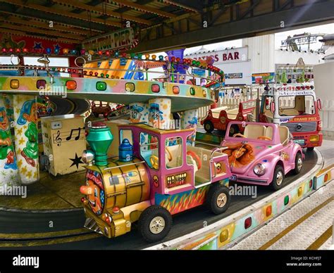 Brighton Arcades High Resolution Stock Photography And Images Alamy