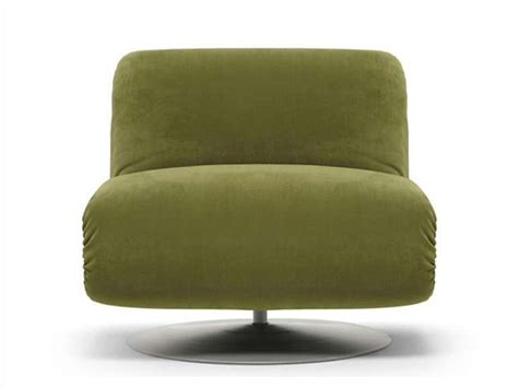 È disponibile in tonalità brillanti di verde e di azzurro. Poltrone letto 2015 | Furniture, Chair design, Home decor