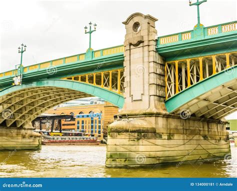 London Bridges Through The Thames River Stock Image Image Of Bridge