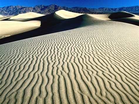 Brown Desert Sand Hills During Daytime Photo Hd Wallpaper Wallpaper Flare