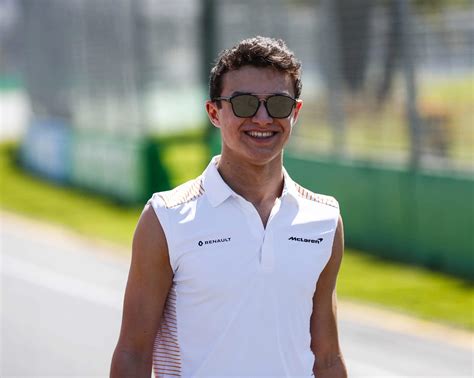 His birth name is lando norris and she is currently 21 years old. F1 : le joli cadeau de Lando Norris pour un vétéran ...