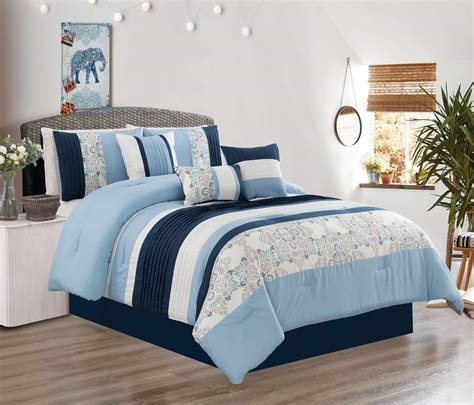 Find bed sets in every imaginable fabric—cotton, chenille, jacquard, velvet—and every color of the rainbow, from a queen size bedspread and curtain set to a king size comforter set or duvet. HGMart Bedding Comforter Set Bed In A Bag - 7 Piece Modern ...
