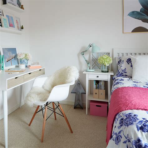 We've come up with some great ideas. Teenage girls bedroom ideas - Teen girls bedrooms - Girls ...