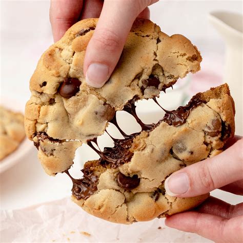 Viral copycat chocolate chip crumbl cookies