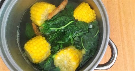Jangan menghidangkan sayur bayam yang dibuat sudah lebih dari 4 jam. Resep Sayur Bening Bayam oleh gita.gibon - Cookpad