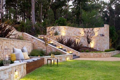 Ideas For Creating Practical And Beautiful Retaining Wall Steps