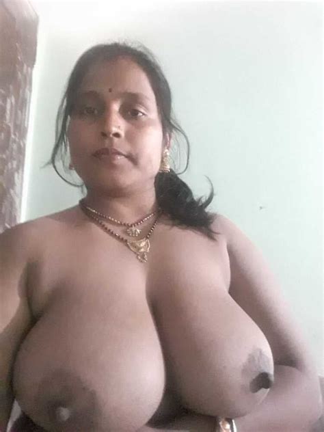 Indian Huge Natural Boobs Aunty Big Tits Nipples Xvideos Com My Xxx Hot Girl