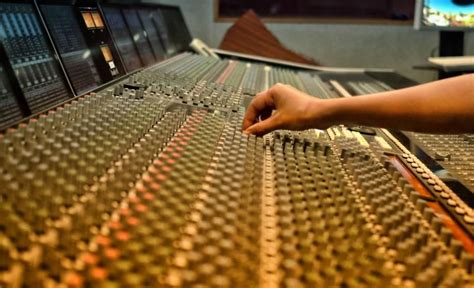 It's really tough to choose the top 10 schools for music production, as there are so many excellent programs in the us. Music Production | Movie sound, Film school, Los angeles film school