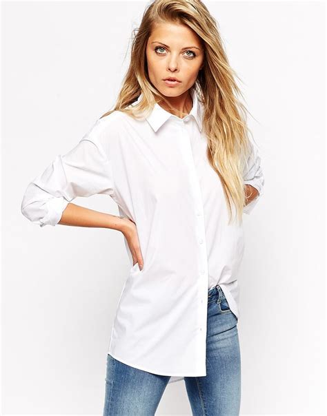 18 Chic Ways To Wear Your White Button Down Shirt This Fall Glamour