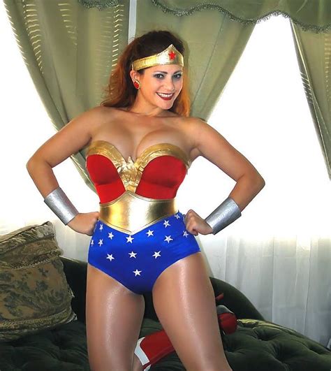 1000 Best Wonder Woman Cosplay 4 Images On Pinterest