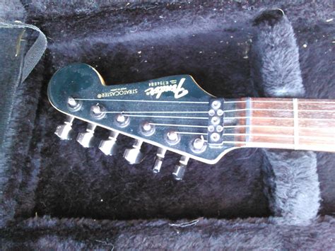 84 87 Fender Strat Japan Axe Central