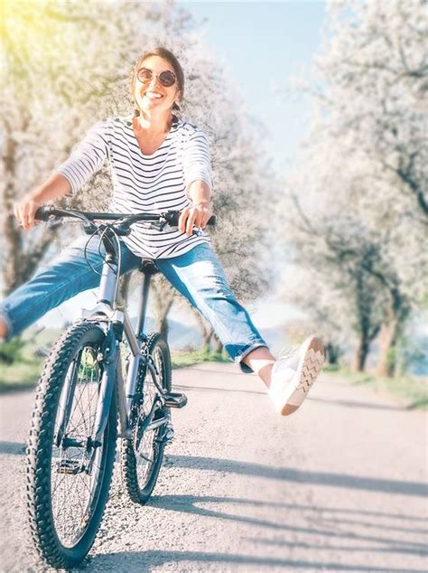 Maybe you would like to learn more about one of these? Howlette Family Eye Care - E. Michael Howlette and Associates