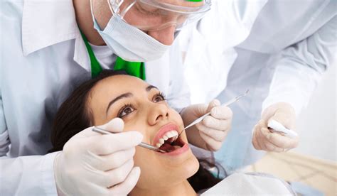 Estomatologia Centro Odontológico Martins
