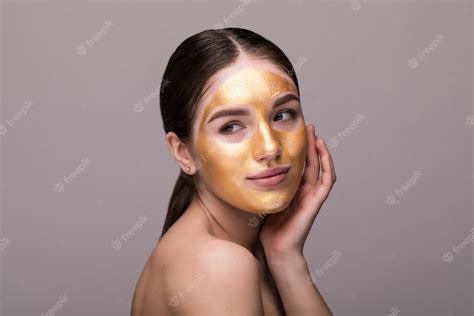Free Photo Close Up Of Healthy Young Woman With Gold Cosmetic Face