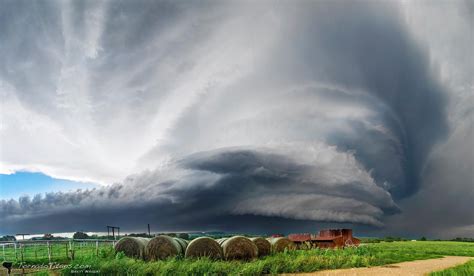 Top 10 Weather Photographs 5212015 Beastly North Texas Supercell